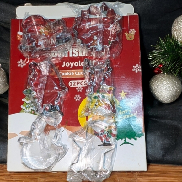 12pcs Christmas Cookie Cutters Set, New - Picture 4 of 8